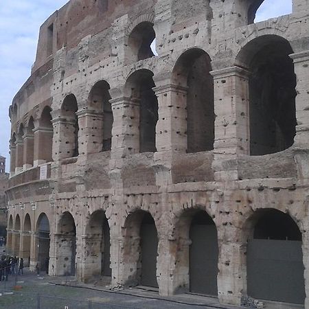 فندق Bevilacqua Bed Roma Santa Croce المظهر الخارجي الصورة
