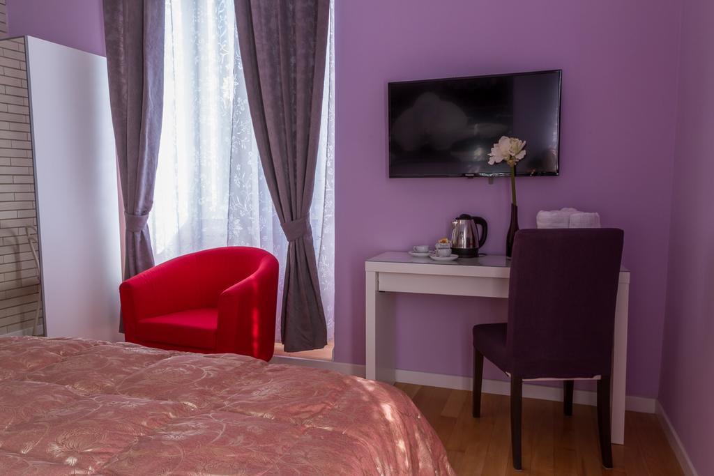فندق Bevilacqua Bed Roma Santa Croce المظهر الخارجي الصورة