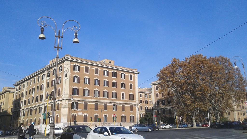 فندق Bevilacqua Bed Roma Santa Croce المظهر الخارجي الصورة