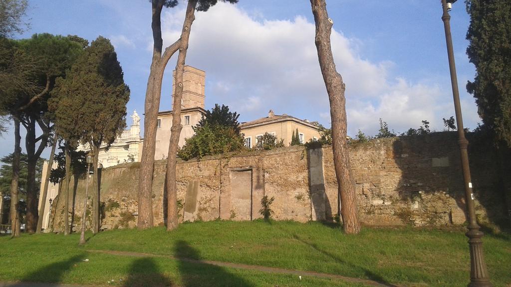 فندق Bevilacqua Bed Roma Santa Croce المظهر الخارجي الصورة